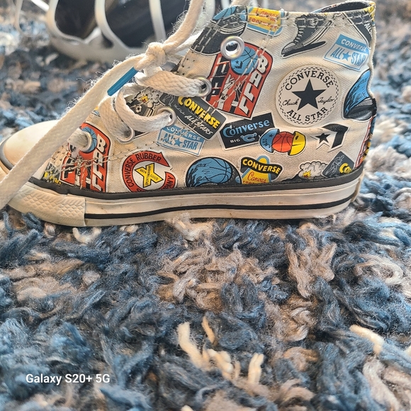 Converse - Picture 3 of 3